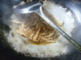 青椒香菇炒五花肉的做法步骤：9