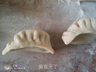 烫面水煎饺的做法步骤：10