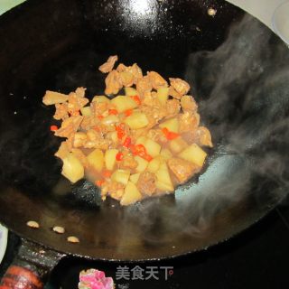 土豆鸡丁的做法步骤：7