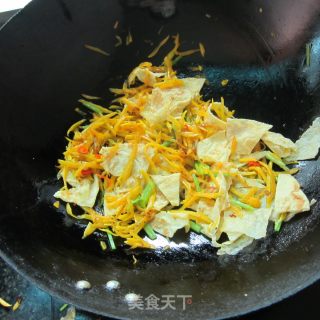 蛋皮南瓜丝的做法步骤：8