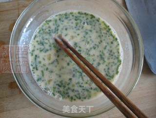 韭苔鸡蛋煎饼的做法步骤：6