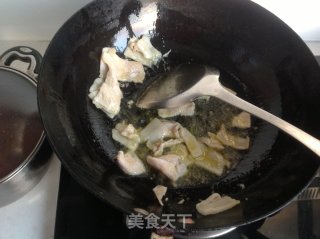 小炒小黄蘑的做法步骤：7