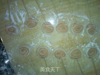 棒棒糖馒头的做法步骤：7