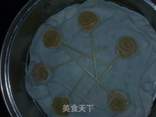 棒棒糖馒头的做法步骤：8