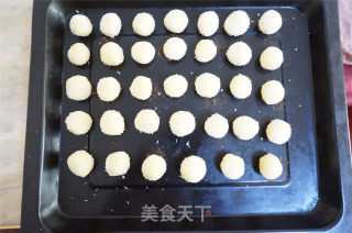 黄金椰蓉球的做法步骤：8