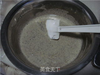 黑芝麻戚风蛋糕的做法步骤：17