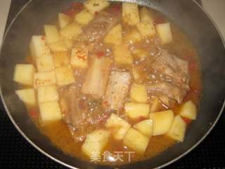 排骨炖土豆的做法步骤：7