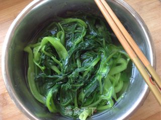凉拌菠菜的做法步骤：3