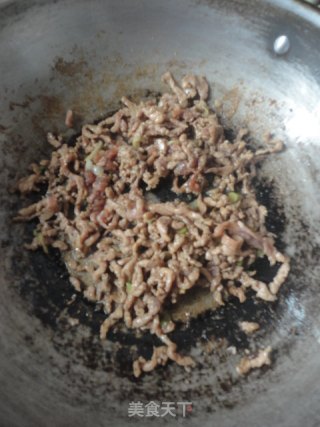 蒜黄炒肉丝的做法步骤：3