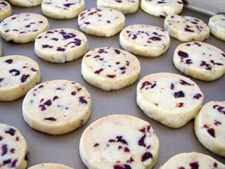经典蔓越莓饼干——附旧物改造饼干模具的做法步骤：12
