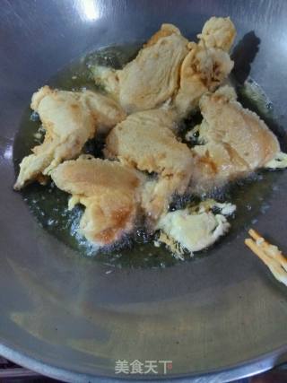 蒜香油炸鸡翅的做法步骤：5