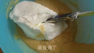 香蕉戚风蛋糕的做法步骤：6