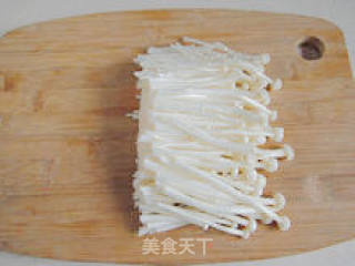 【金针培根卷】--- 零失败的厨房新手菜的做法步骤：2