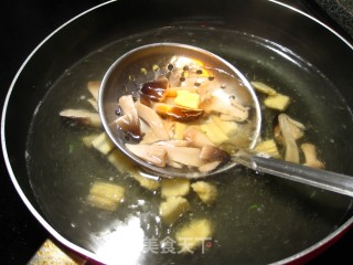 时蔬炒鸡片的做法步骤：4