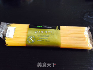香菇酱香意大利面的做法步骤：1