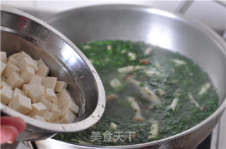 荠菜蟹菇豆腐羹的做法步骤：11