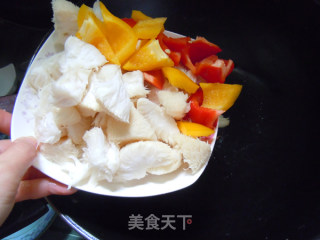 【猴头菇炒牛腩】的做法步骤：5