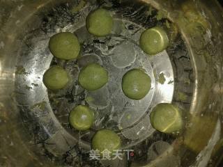 艾草青团的做法步骤：2