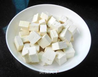 菠萝咕噜豆腐的做法步骤：2