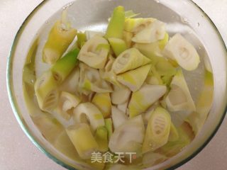 春笋肋排汤的做法步骤：5