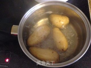 挪威家常菜——香煎鳕鱼配土豆泥的做法步骤：3
