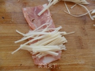 培根金针菇卷的做法步骤：3