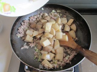 肉末酱爆杏鲍菇的做法步骤：7