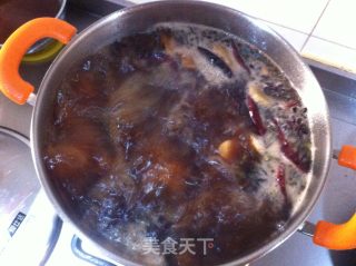 猪蹄儿火锅的做法步骤：4