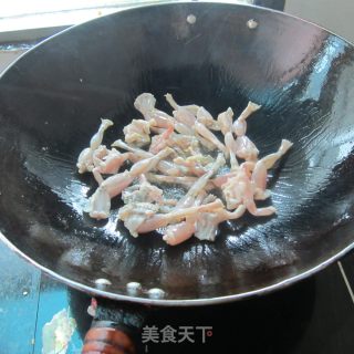 青椒蛙肉的做法步骤：4