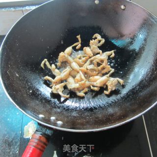 青椒蛙肉的做法步骤：7