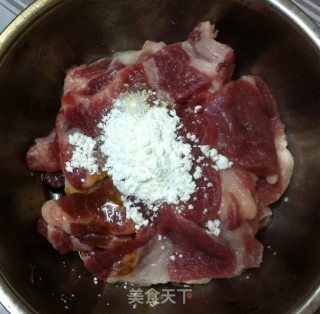 平底锅烤肉的做法步骤：2