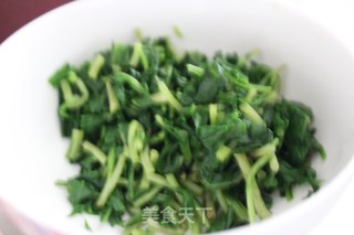 中式蒸鳜鱼春蔬绸带面的做法步骤：8