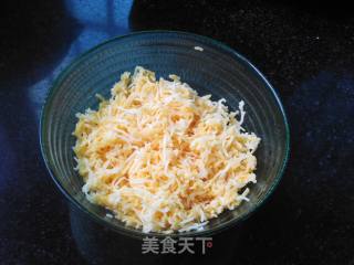 黑椒牛肉脆披萨的做法步骤：4