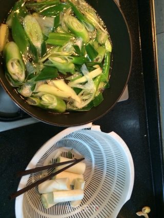 火燎鸭肠的做法步骤：2