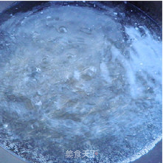 【菠菜鸡蛋盒子】----------健康的早餐的做法步骤：1