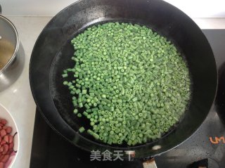 肉末豆角橄榄菜的做法步骤：3