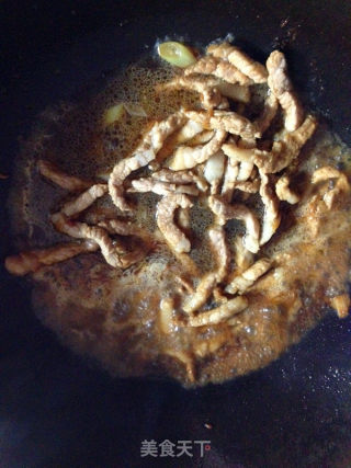 酱炒莴苣肉丝的做法步骤：5