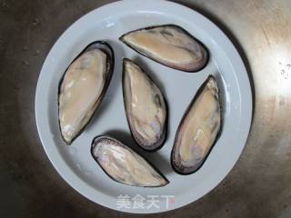 蒜蓉蒸贻贝的做法步骤：3