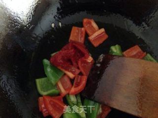 酸酸甜甜下饭菜—菠萝鸡片的做法步骤：7