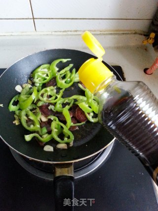 小炒青椒的做法步骤：5