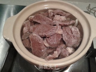 牛腩煲的做法步骤：3