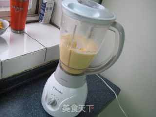 香蕉奶的做法步骤：6