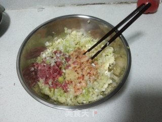 白菜虾仁烫面包的做法步骤：4