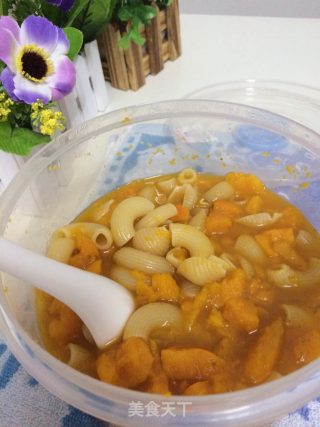 南瓜通粉羹的做法步骤：1
