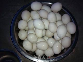 咸鸭蛋的做法步骤：1