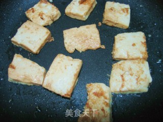 香煎嫩豆腐的做法步骤：5