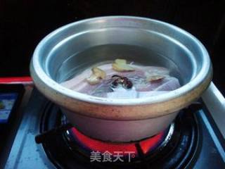 解腻又下饭——酸紫姜白肉的做法步骤：1