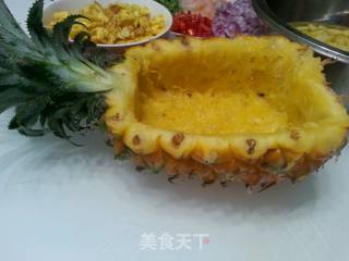菠萝炒饭的做法步骤：2