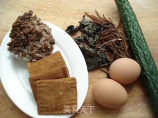 打卤面的做法步骤：1