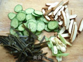 打卤面的做法步骤：3